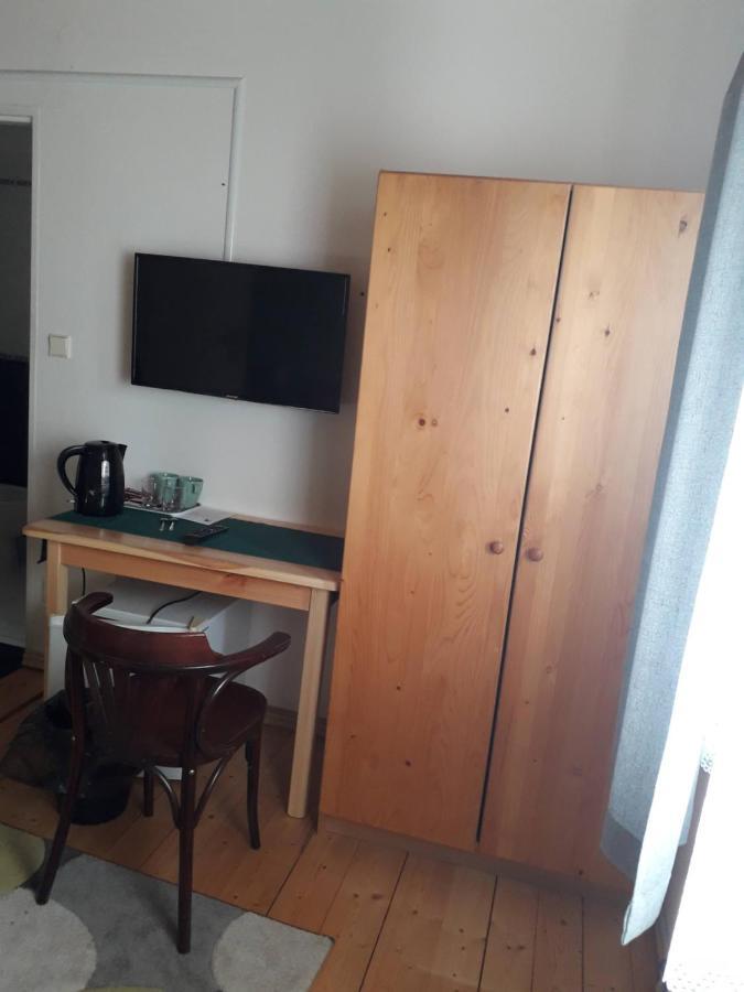 Penzion Na Strelnici Poděbrady Exteriör bild